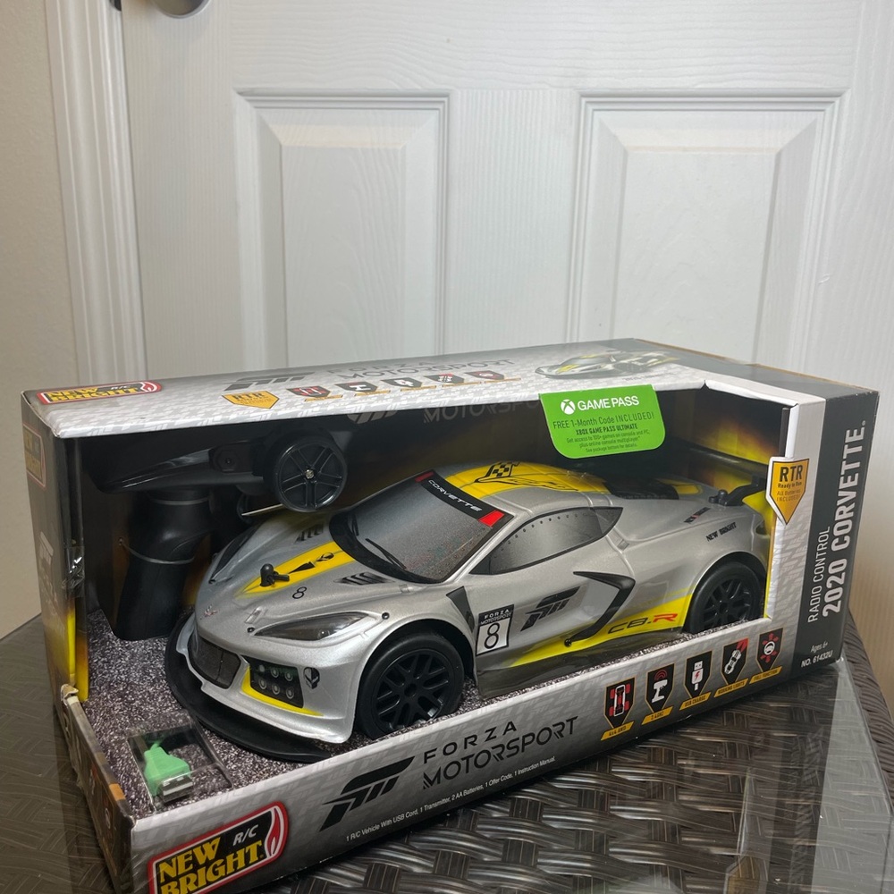 2020 Corvette RadioControl Car C8-RC USB Forza Motorsport Racing Collectible - Picture 2 of 16